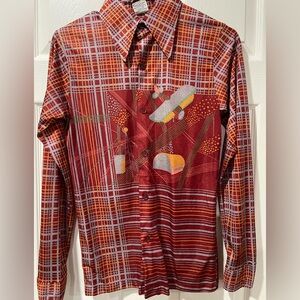 Vintage Hanging Vines Button Down